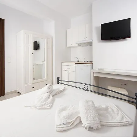 Villa Naxos City Center Room Economy Quadruple Room Private Balcony City Views